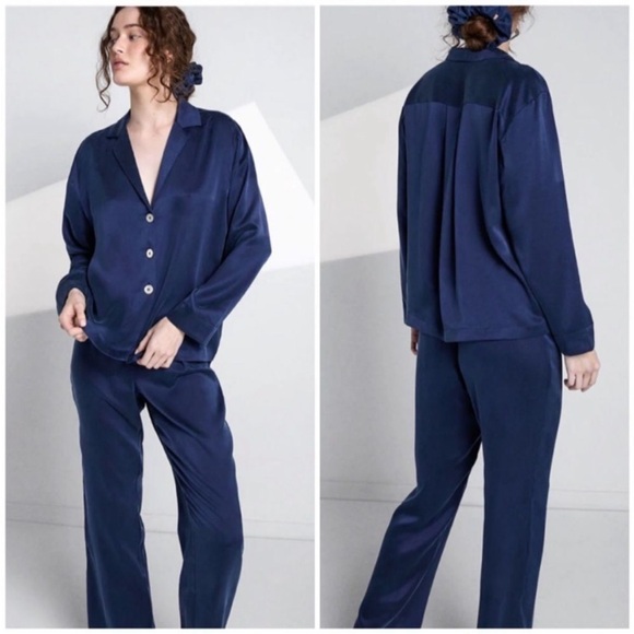 Lunya washable silk long sleeve pant set size Large navy blue - Picture 3 of 9